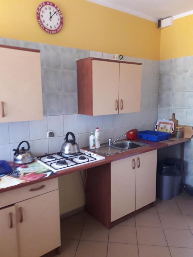U Wikinga Hotel Zastan Buitenkant foto