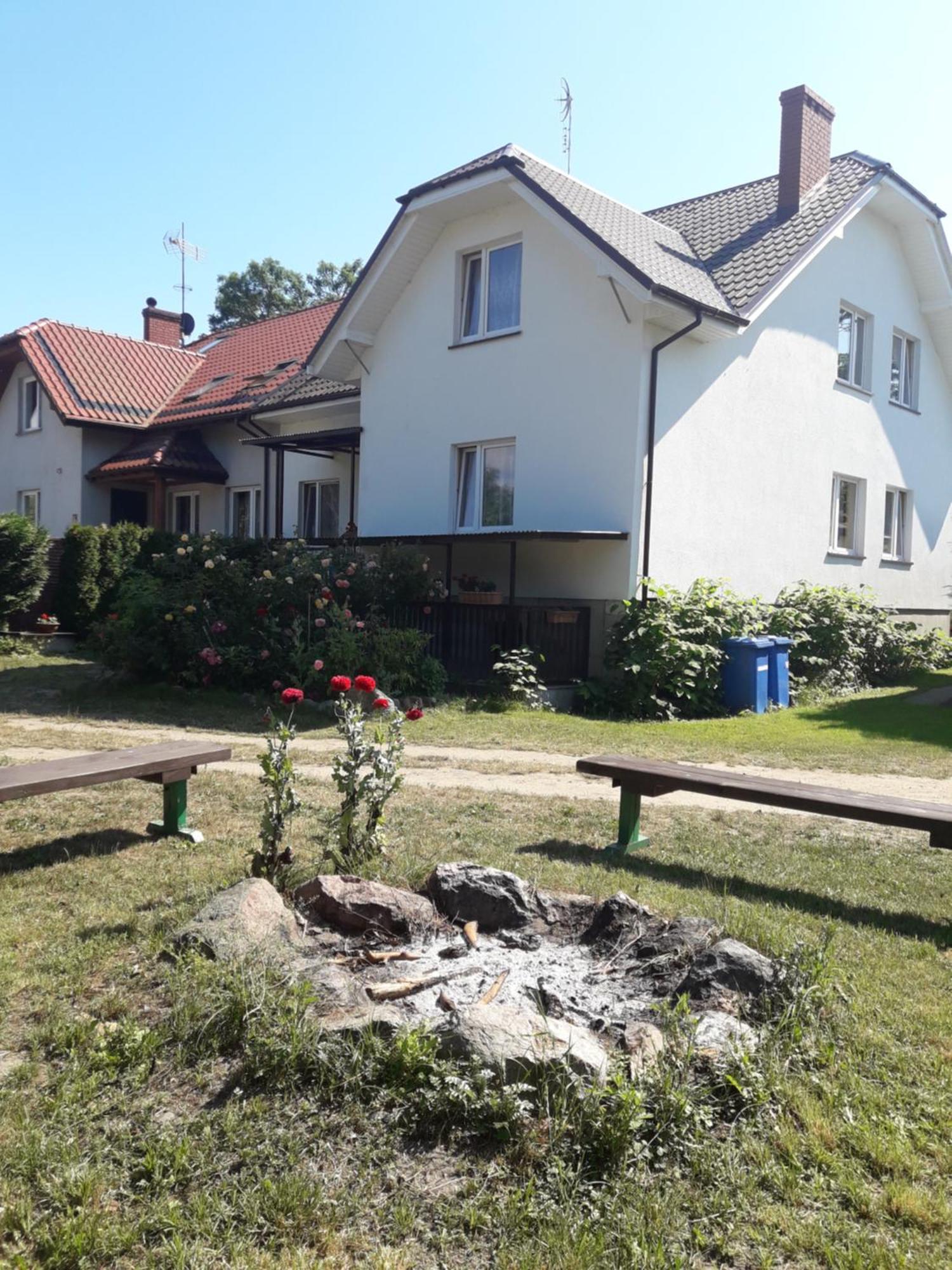 U Wikinga Hotel Zastan Buitenkant foto